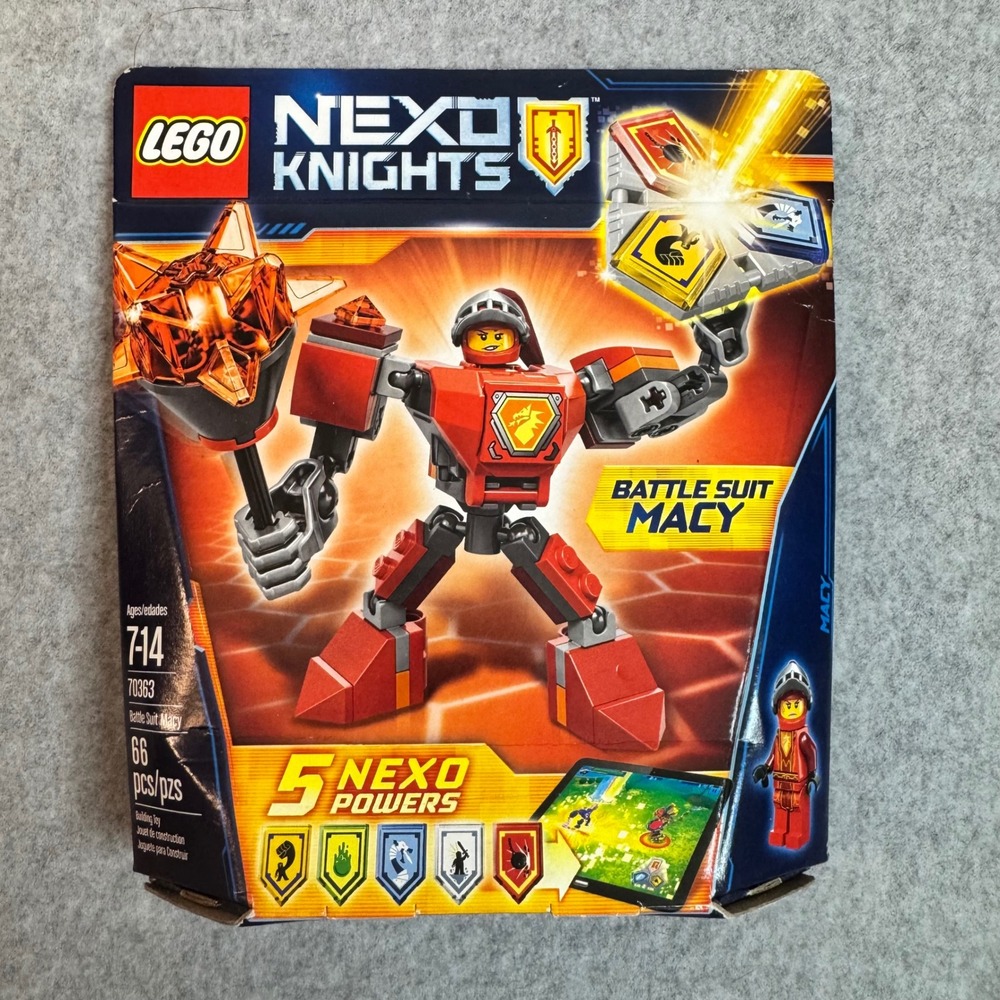 LEGO Nexo Knights Battle Suit Macy 70363 Building Set 66 Pcs Retired 2017 NSIB